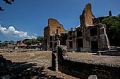 Villa Adriana - Facciata del palazzo di inverno